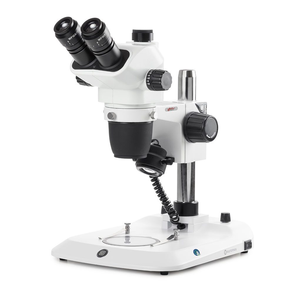 A microscope is shown with three different lenses.